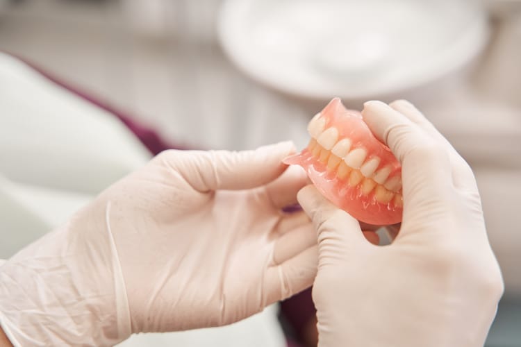 Can dentures prevent cognitive decline?