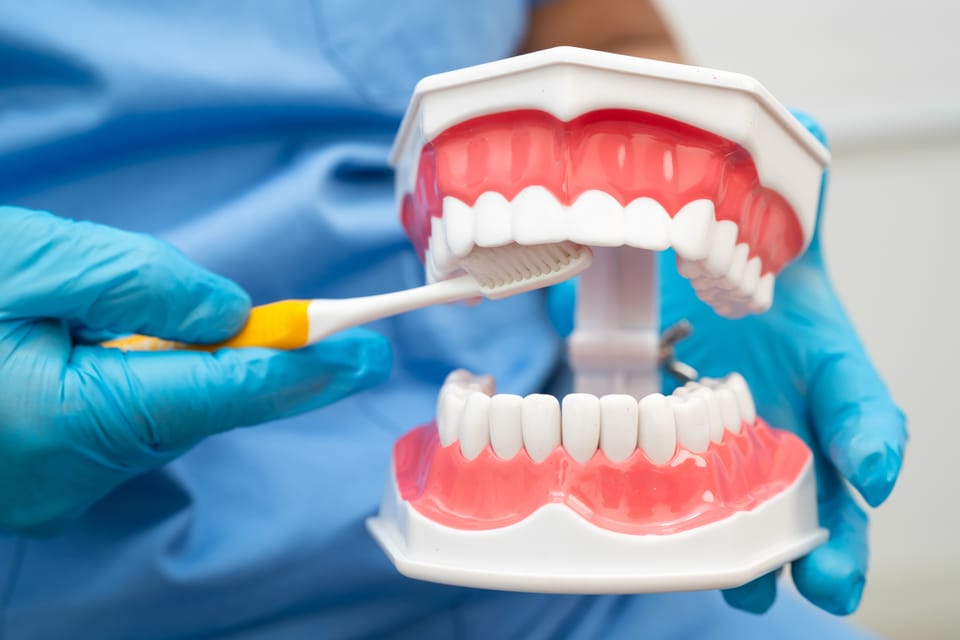 Does the solo-dentist model still reign?